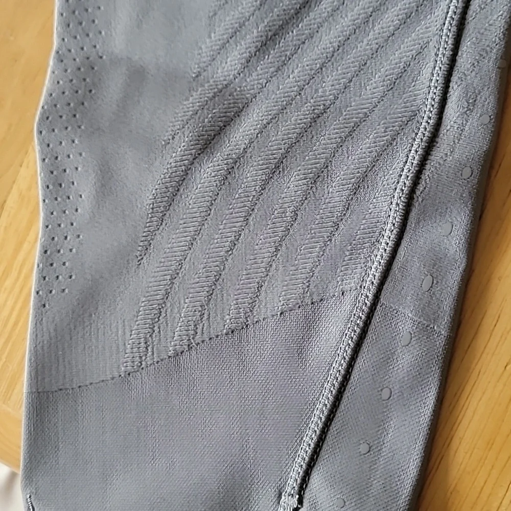 lululemon SenseKnit Running High-Rise Tight 28